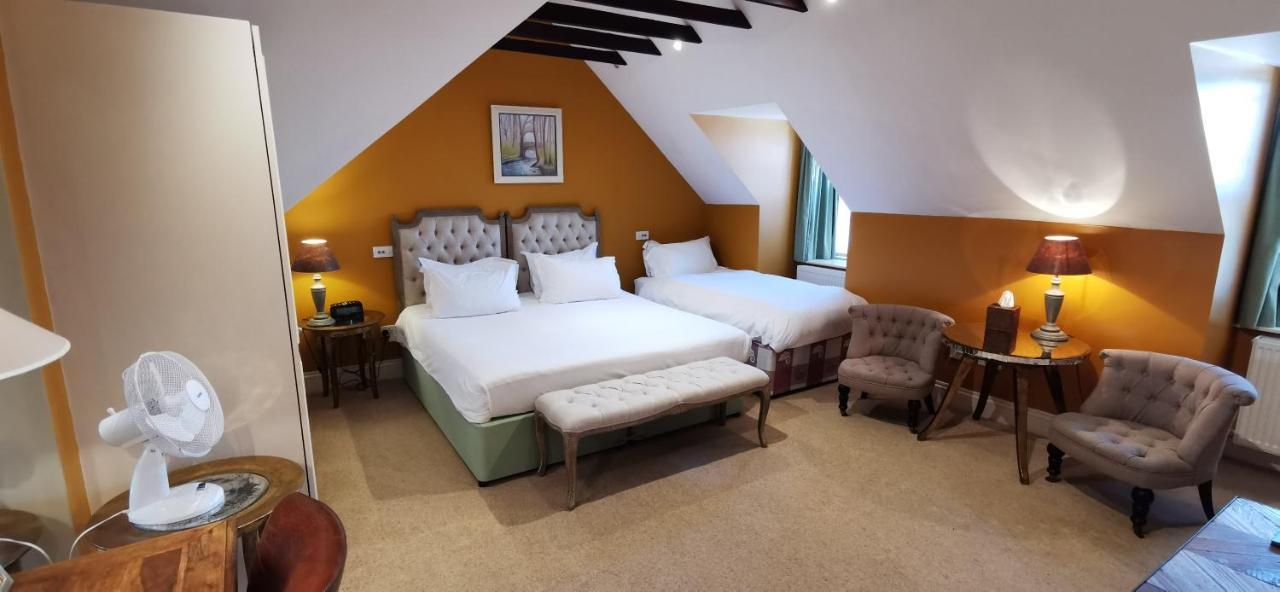 Buccleuch And Queensberry Arms Hotel ธอร์นฮิลล์ ภายนอก รูปภาพ