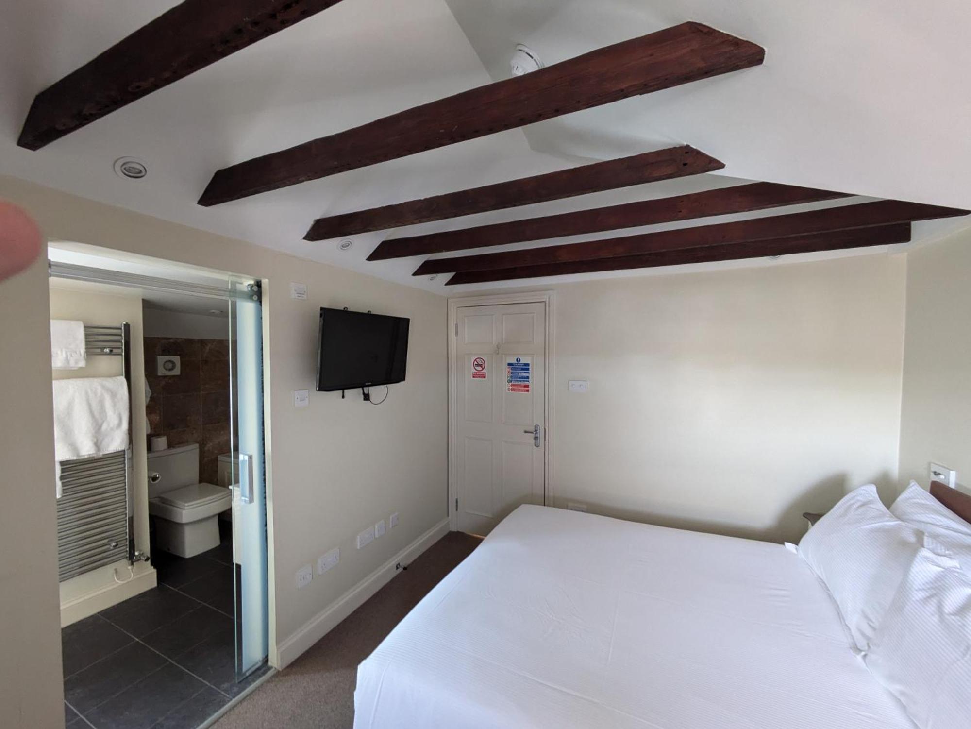 Buccleuch And Queensberry Arms Hotel ธอร์นฮิลล์ ภายนอก รูปภาพ