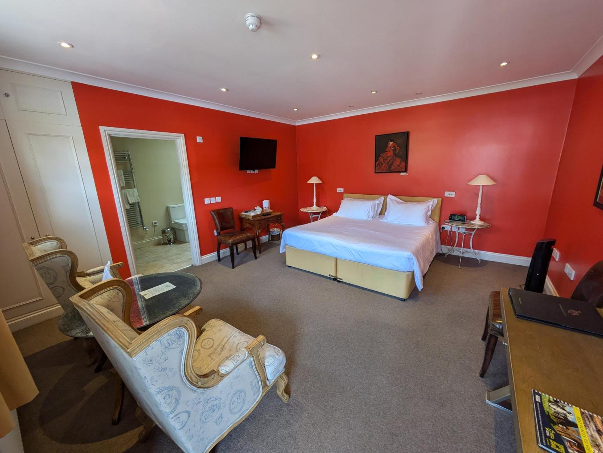 Buccleuch And Queensberry Arms Hotel ธอร์นฮิลล์ ภายนอก รูปภาพ